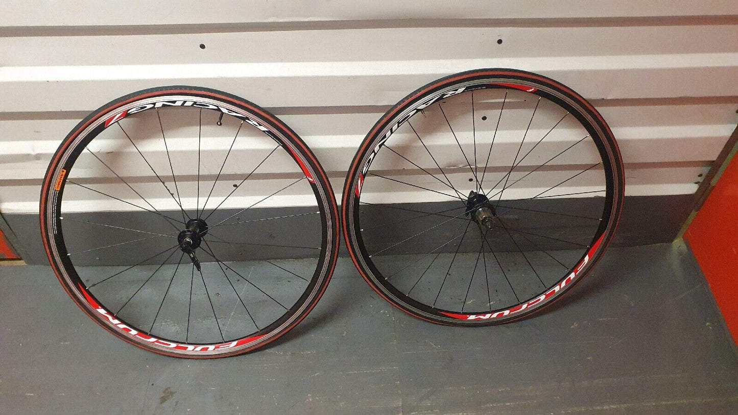 Fulcrum Racing 7 Road 700c 11 Speed Clincher Rim Wheelset (Campagnolo) - W Tires