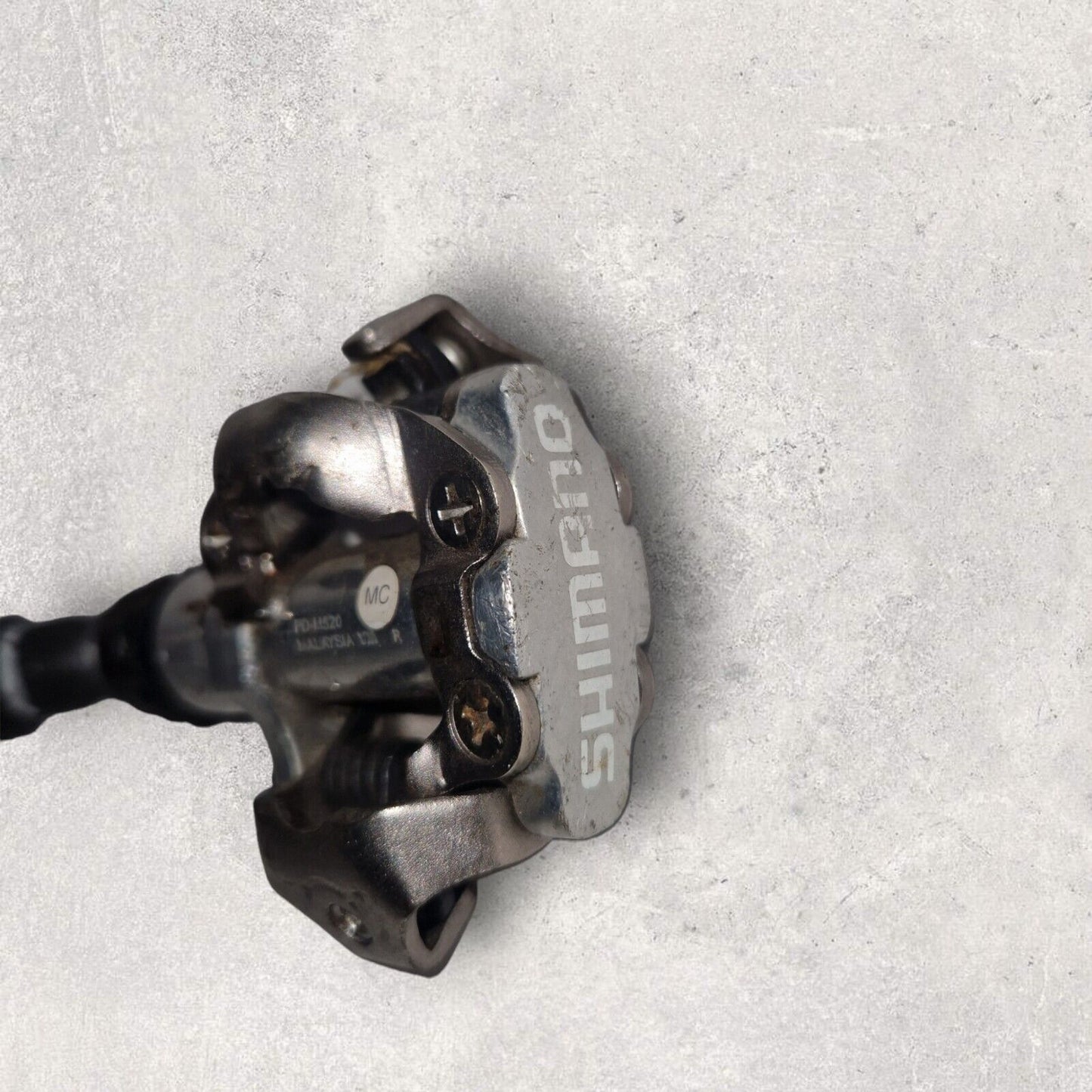 Shimano PD-M520 SPD Clipless Bike Pedals - Silver - MTB, Road, Gravel Bike