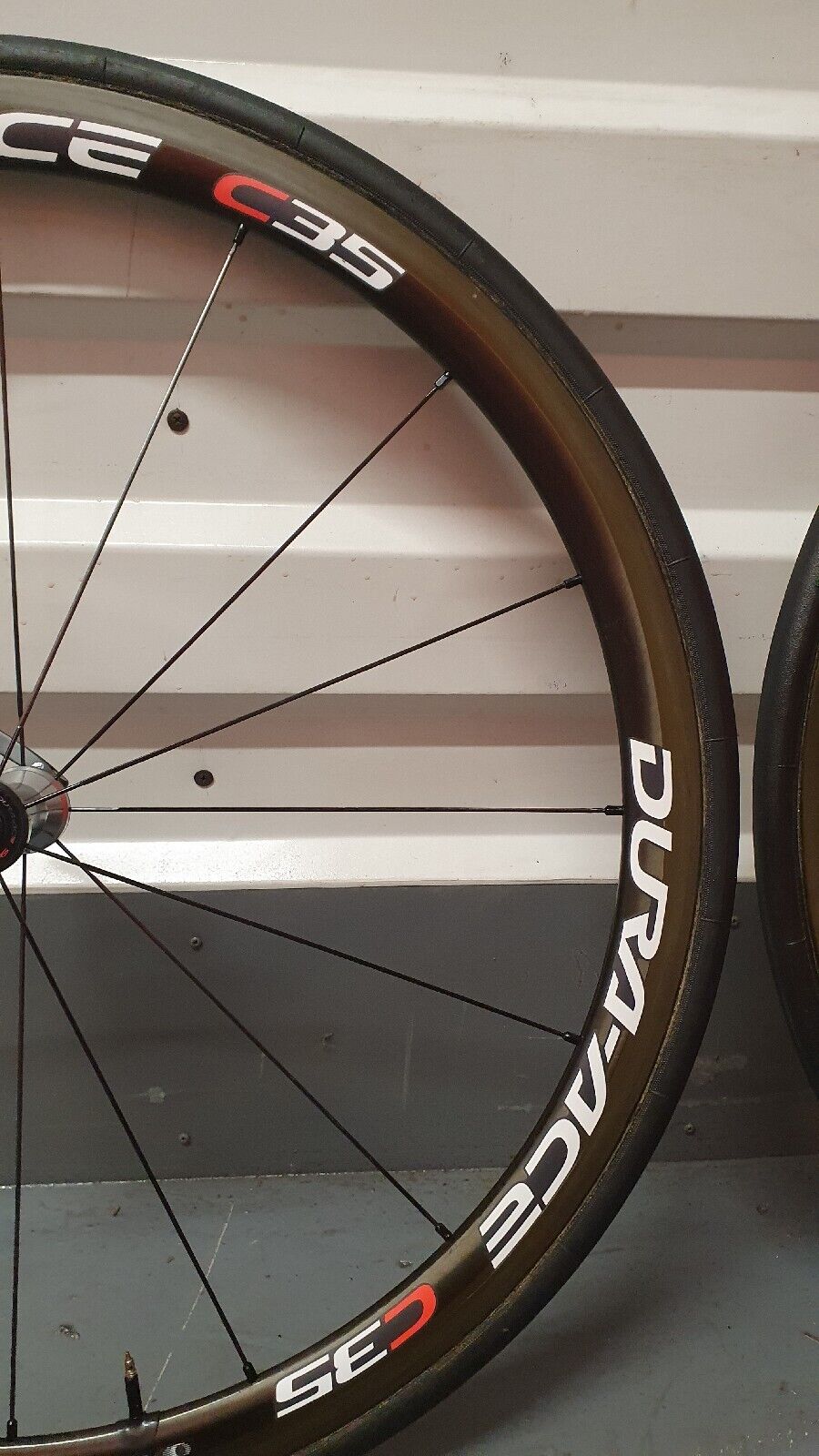 Shimano Dura-Ace Wh-7900 C35 Carbon Tubular Road Racing Wheels - light