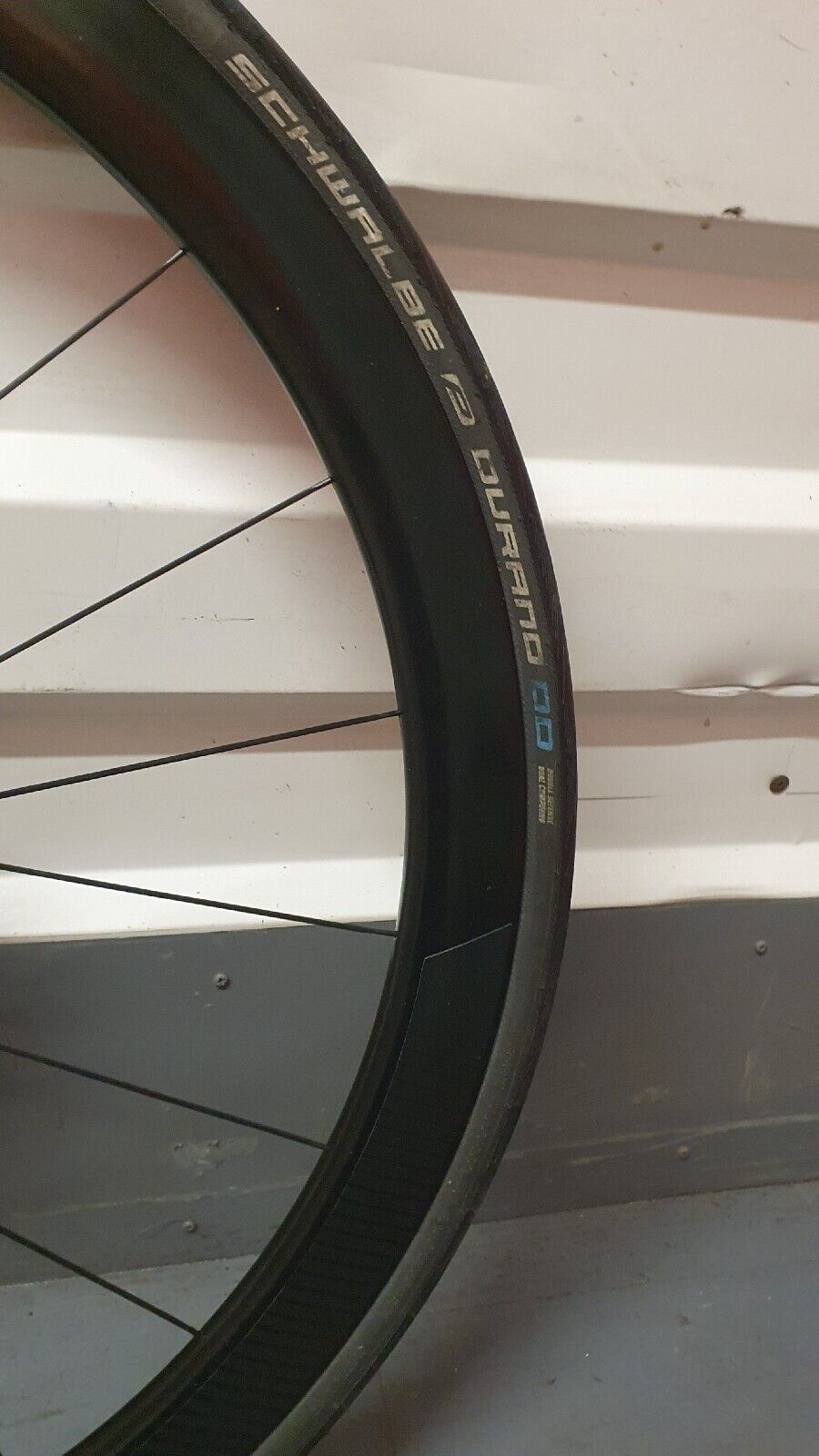 Giant SLR 1 Carbon Front wheel, Disc brake, Through Axle. 42mm rim. Tubeless
