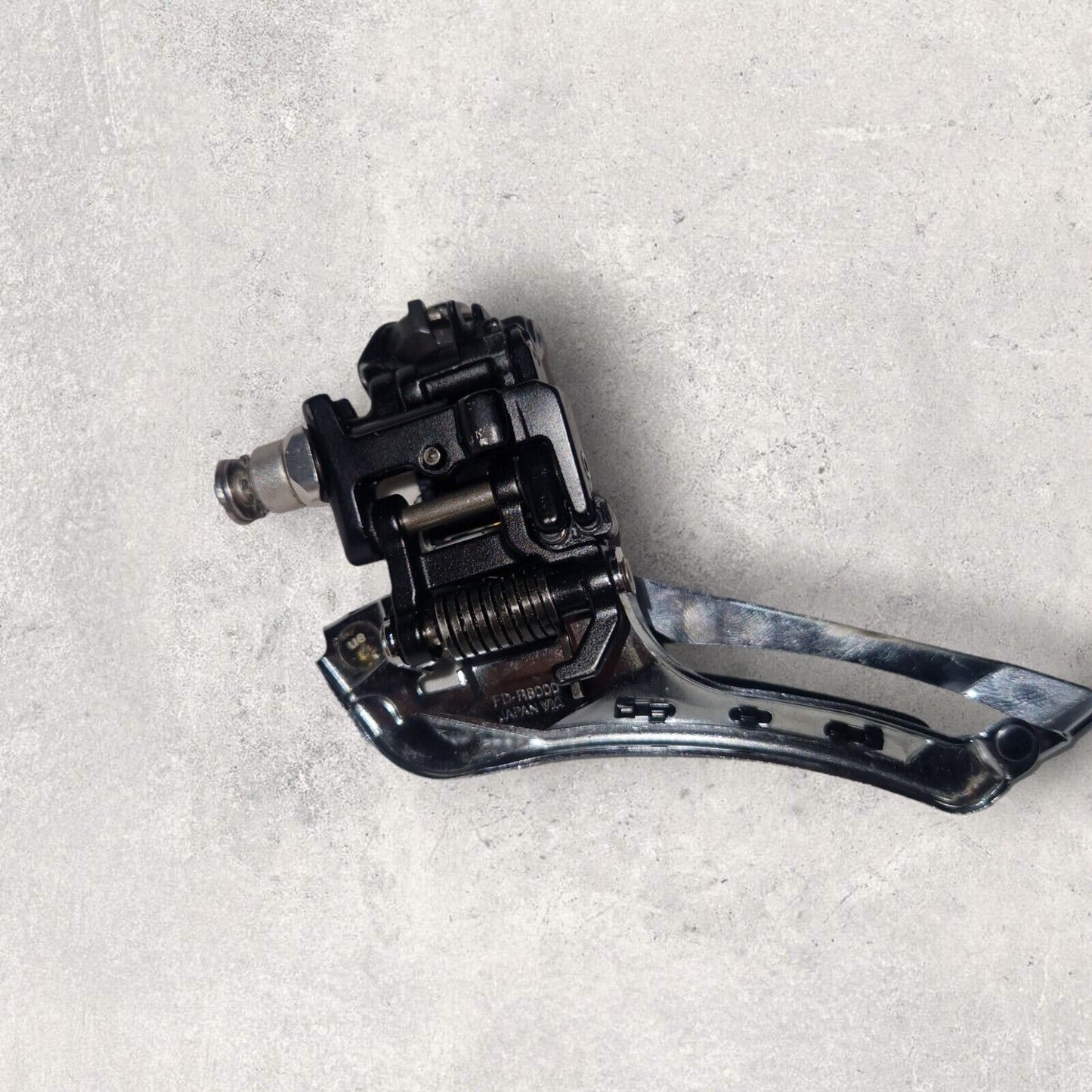 Shimano Ultegra R8000 11-Speed Double Braze-on Front Derailleur (FD-R8000)