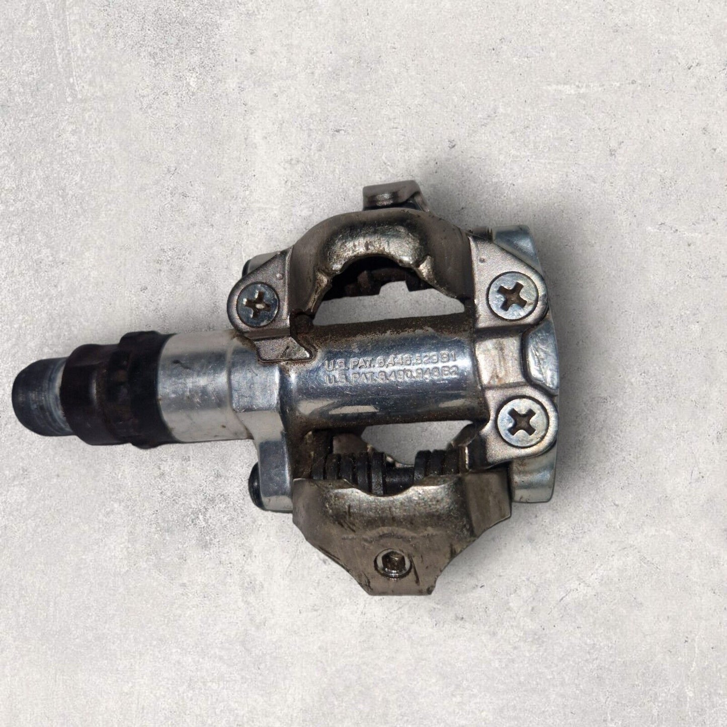 Shimano PD-M520 SPD Clipless Bike Pedals - Silver - MTB, Road, Gravel Bike