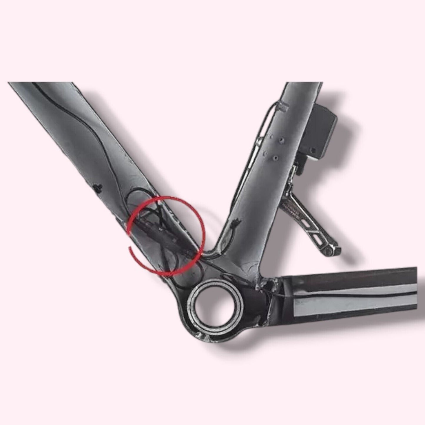 Shimano SM-JC41 E-tube Di2 bottom bracket Junction for internal wire routing
