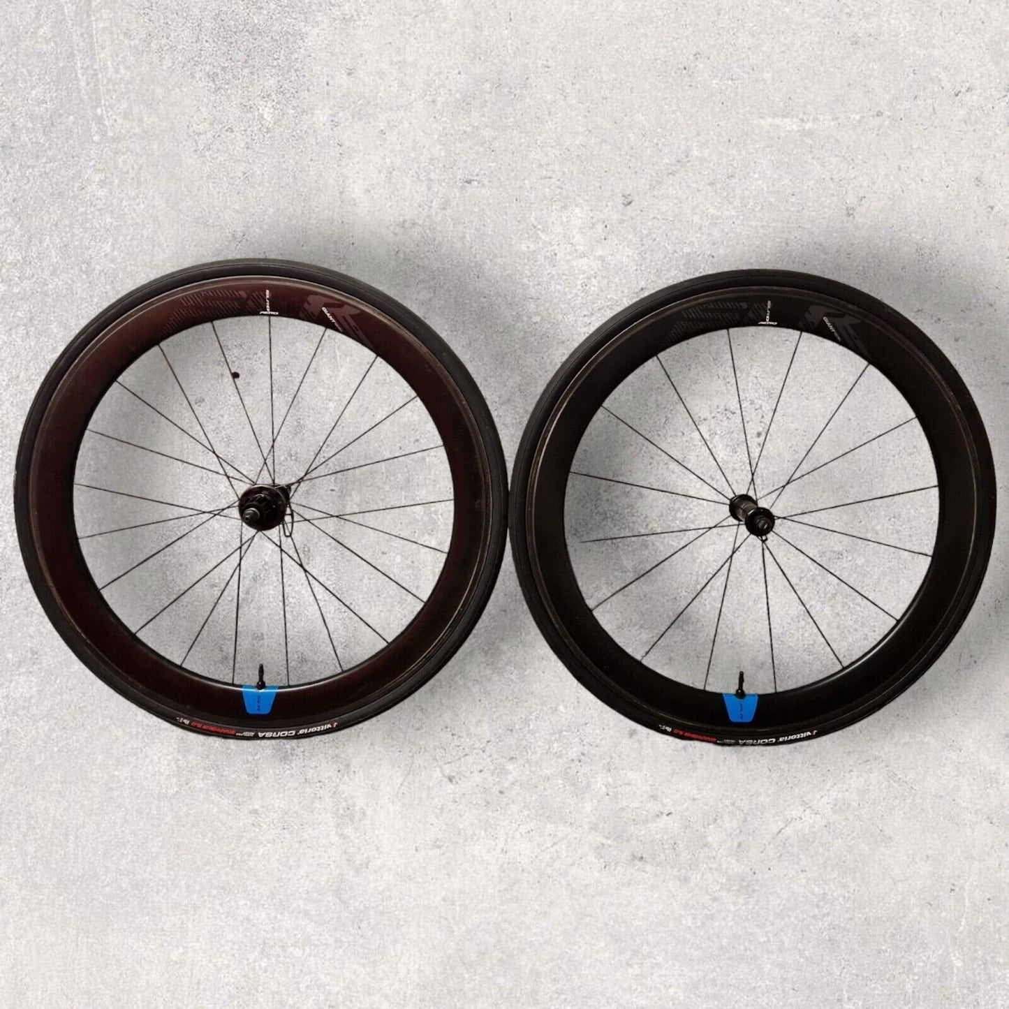 Giant SLR0 55mm Carbon Road Bike Rim Wheelset with Vittoria Corsa Tyres