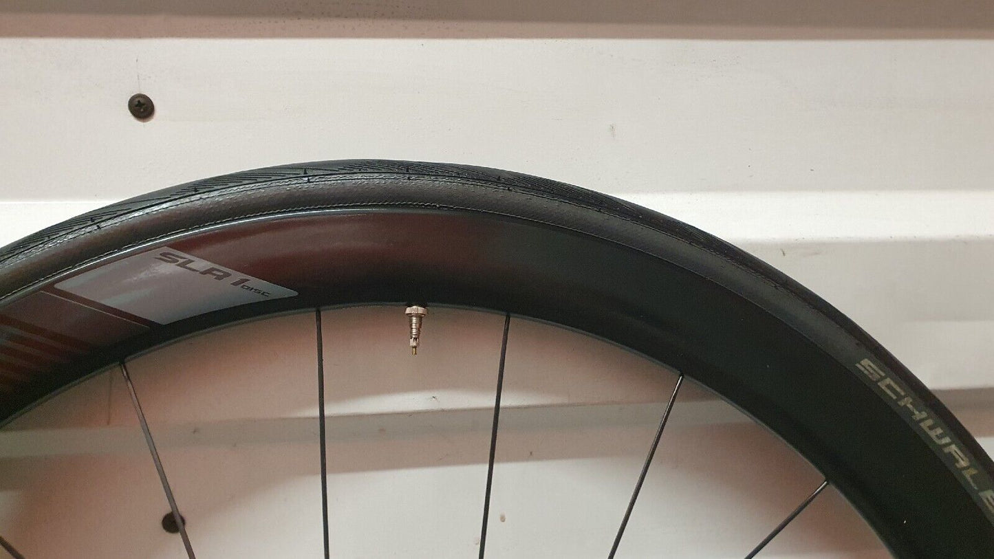 Giant SLR 1 Carbon Front wheel, Disc brake, Through Axle. 42mm rim. Tubeless