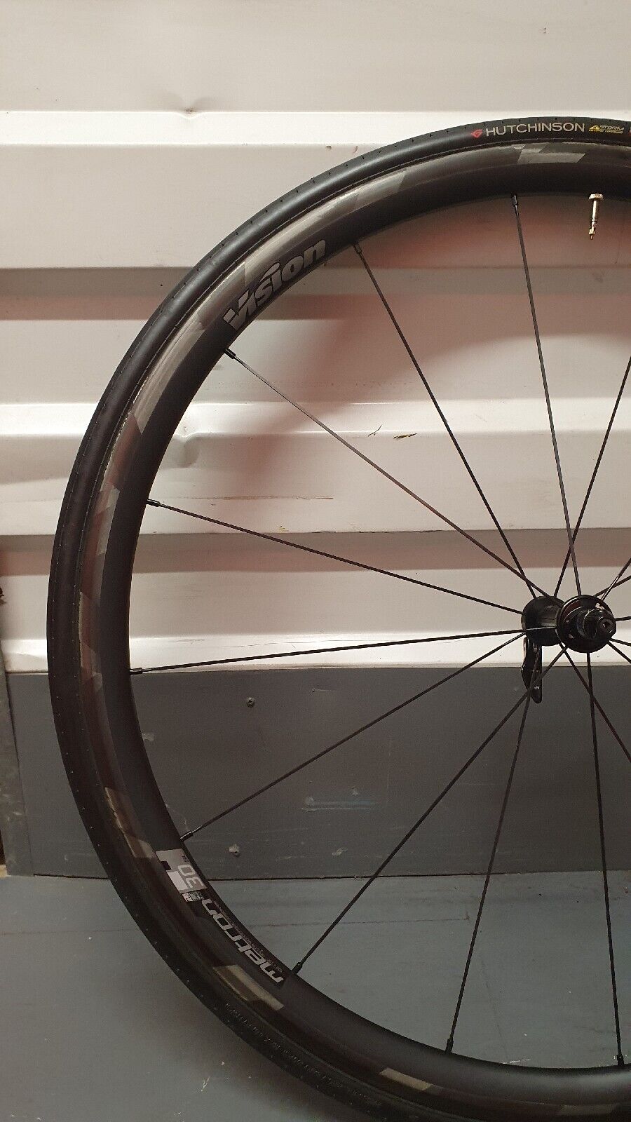 Vision Metron 30 SL Rim Brake Carbon Road Wheelset 700C Tubeless Ready