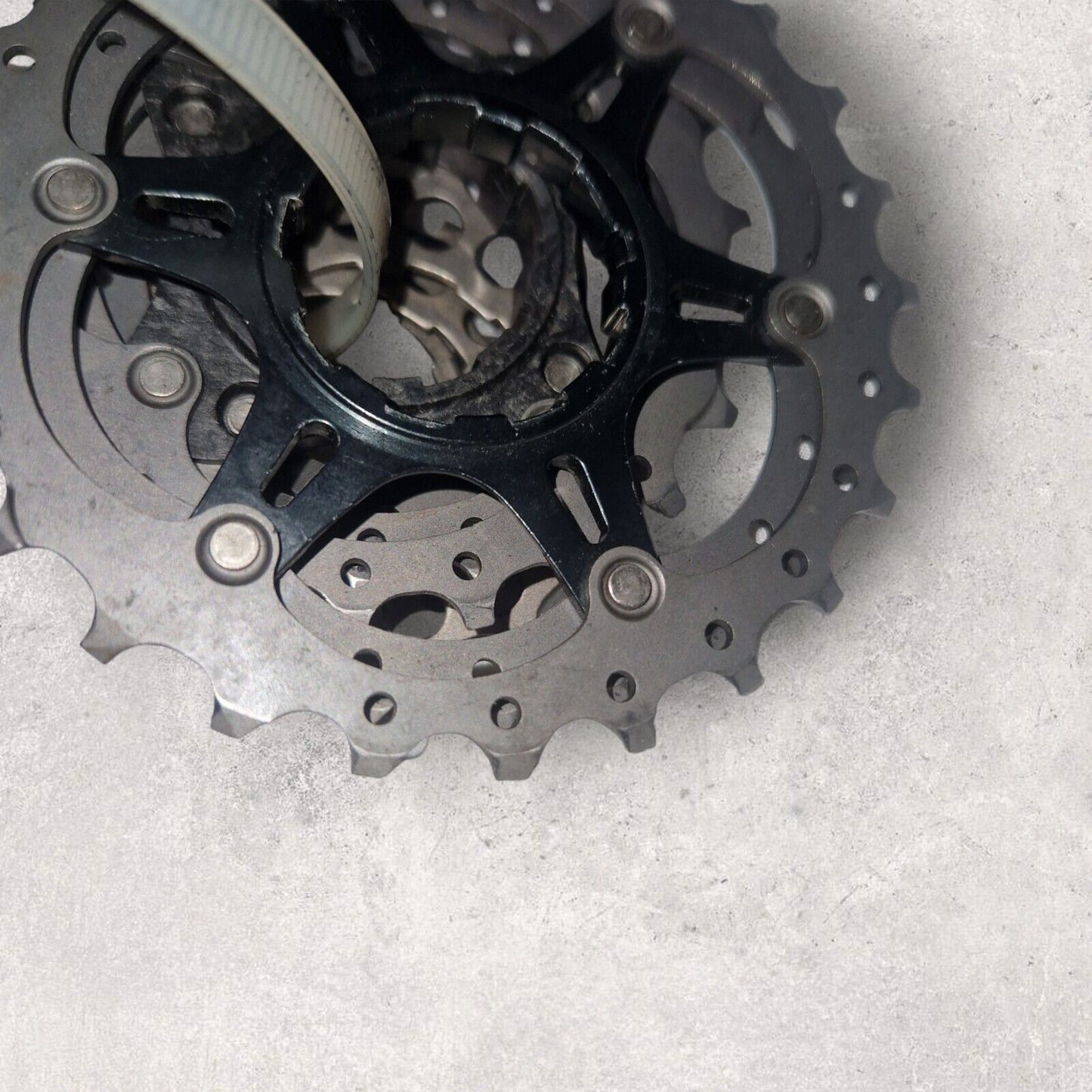 Shimano Dura Ace CS-9000 11 Speed Road Bike Cassette 11-25T - Light
