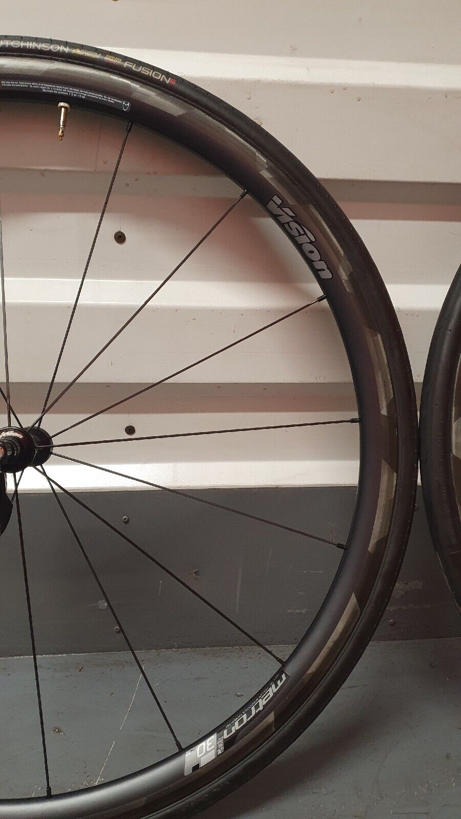 Vision Metron 30 SL Rim Brake Carbon Road Wheelset 700C Tubeless Ready