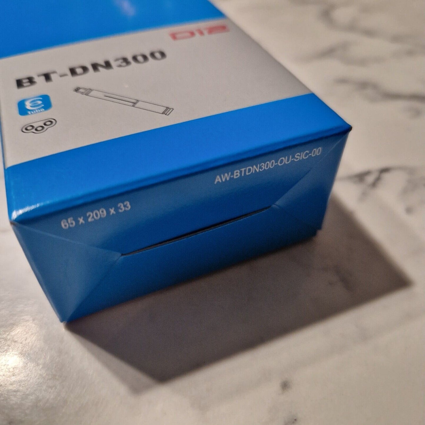 Shimano BT-DN300 Di2 internal mount battery, 3-port New