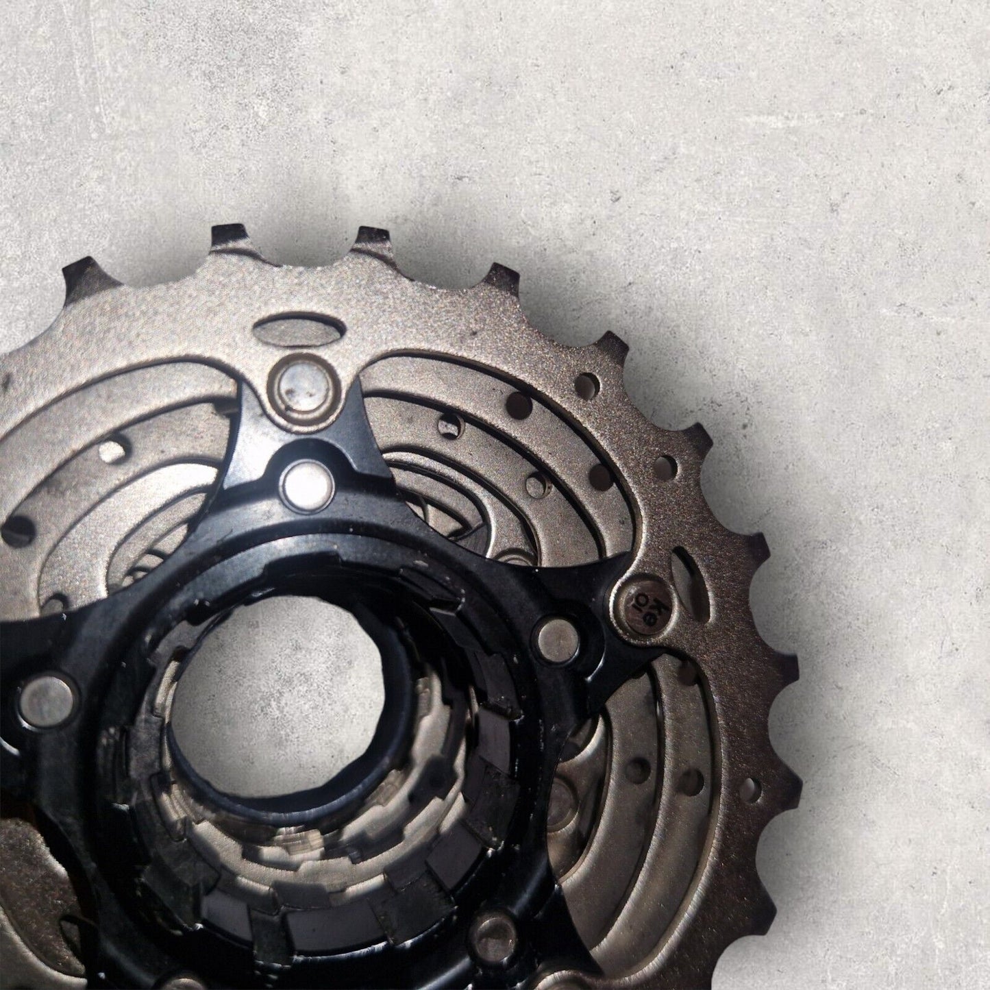Shimano Ultegra 6800 11-Speed Road Bike Cassette 11-23t