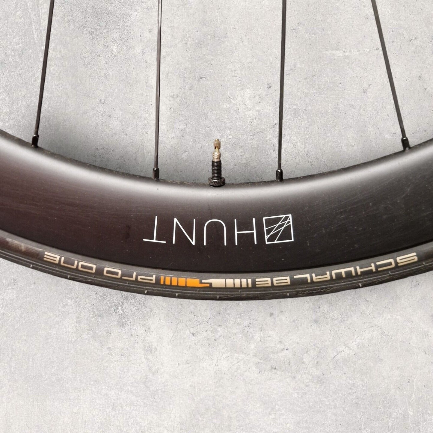 Hunt Carbon Aero 50mm Disc Road Bike Wheels Shimano Schwalbe Pro One Tyres
