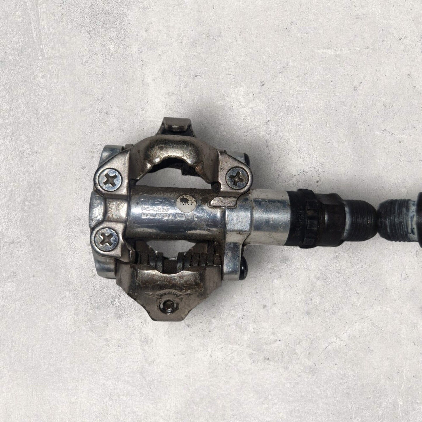 Shimano PD-M520 SPD Clipless Bike Pedals - Silver - MTB, Road, Gravel Bike