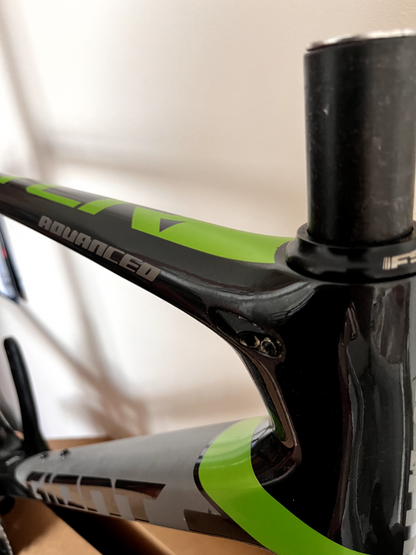 Giant TCR Advanced Pro 1 Medium 54cm Carbon Road Bike Frameset Black Green